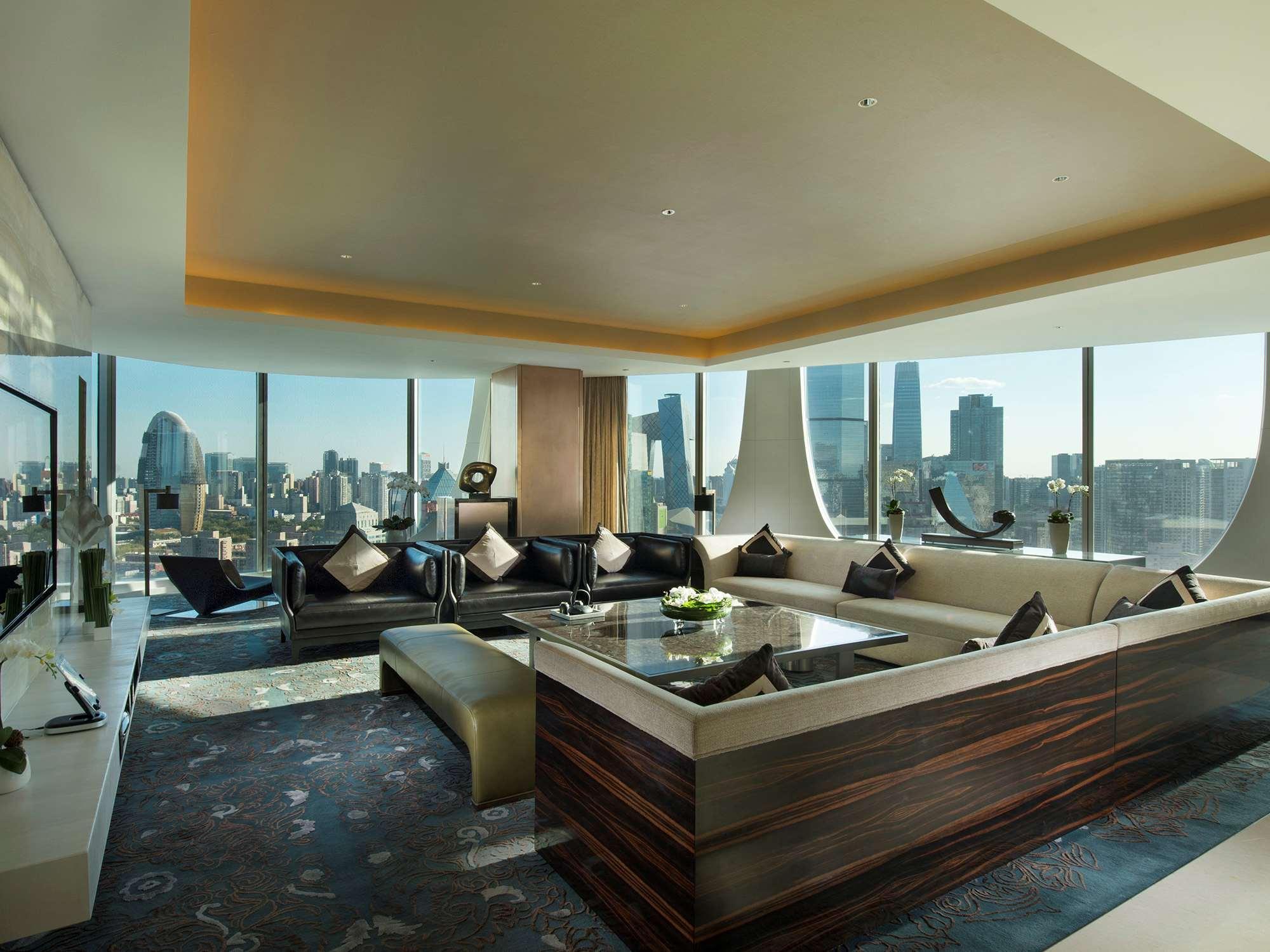 Hotel Conrad By Hilton 5*