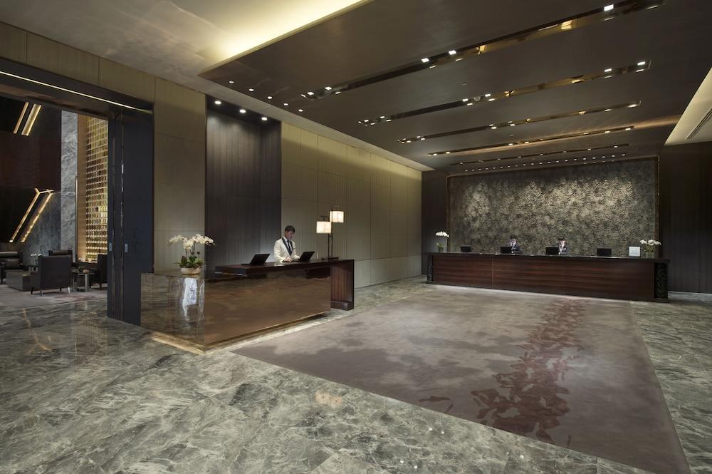 Hotel Conrad By Hilton