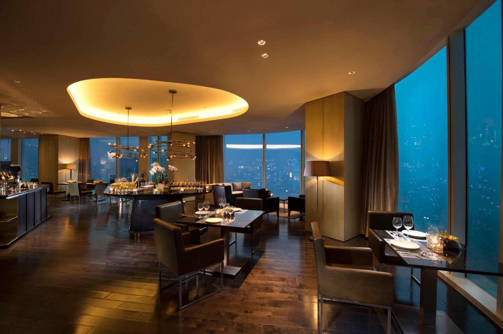 Hotel Conrad By Hilton 5*