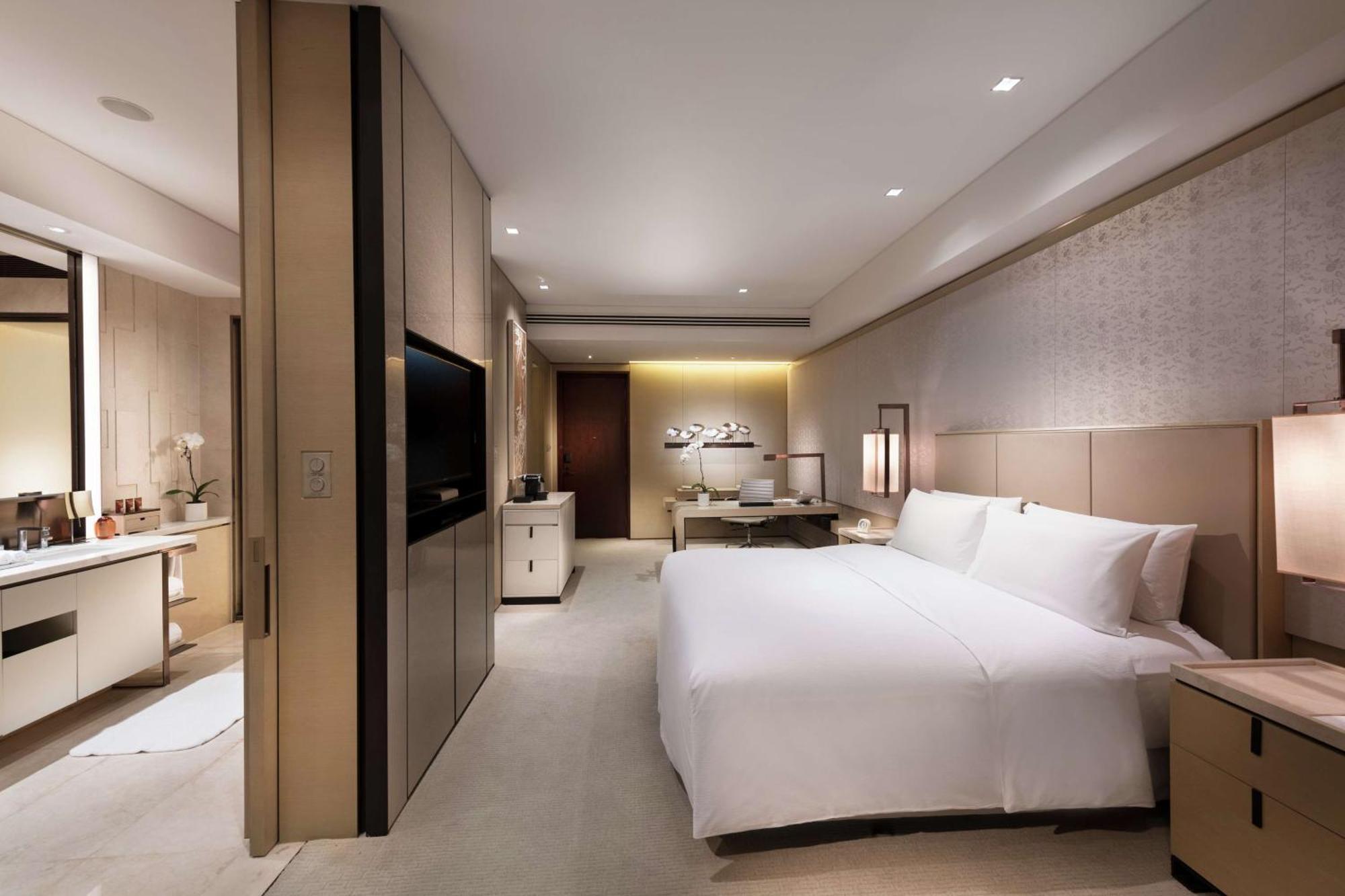 Conrad By Hilton 5* Beijing
